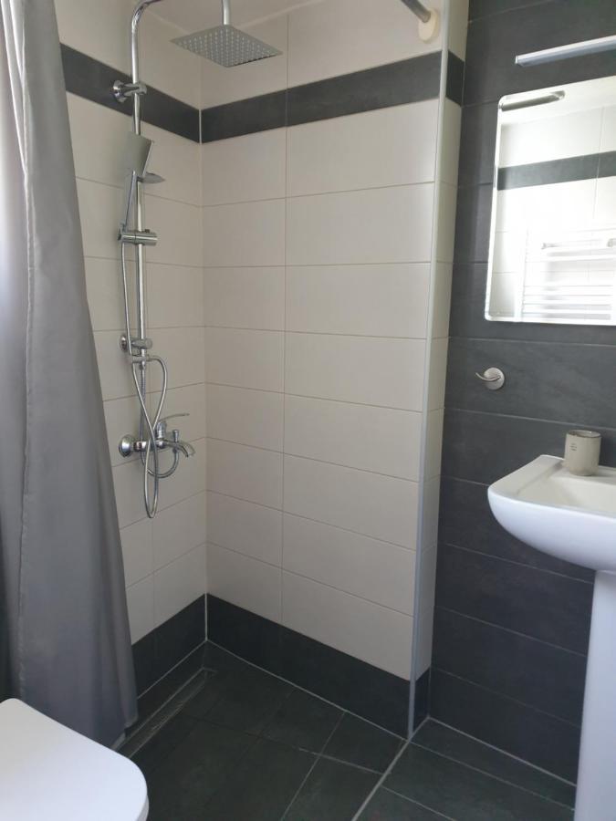 A Pleasent Small -Studio Close To The Port Of โวโลส ภายนอก รูปภาพ